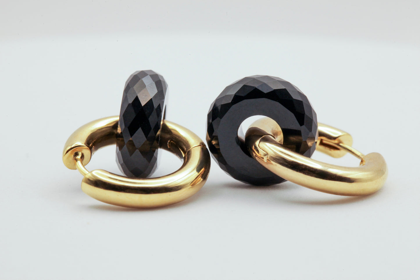 Black onyx hoop gold earrings 