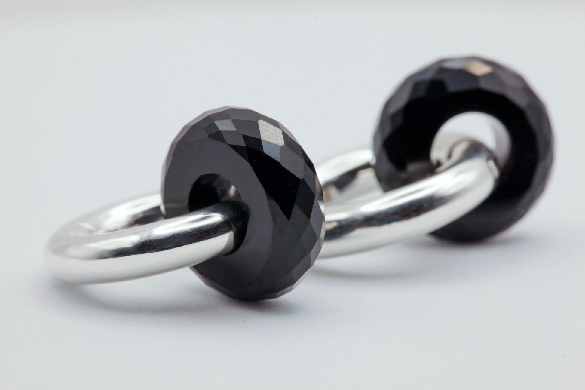 Black onyx hoop silver earrings 
