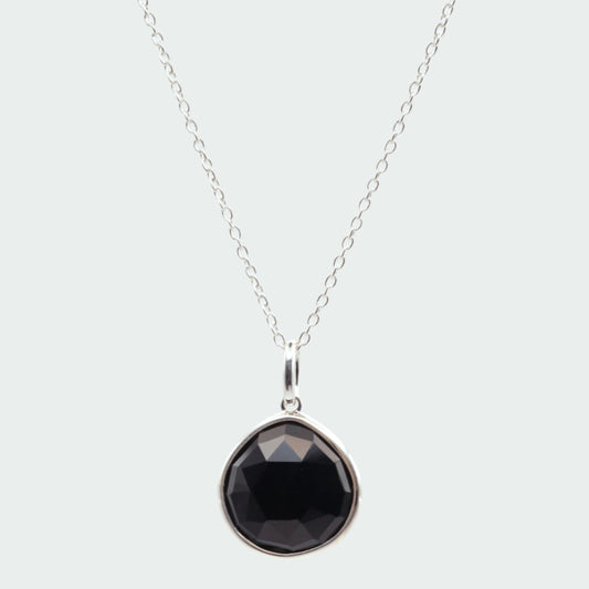 Black onyx silver pear pendant 