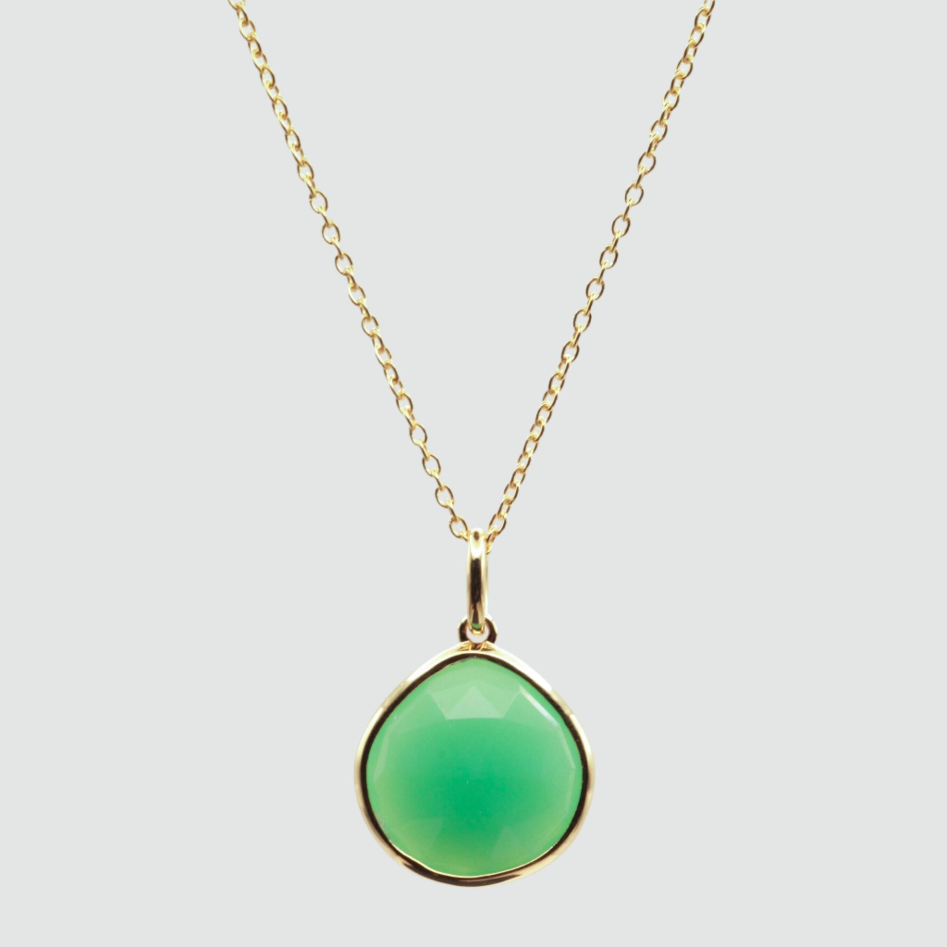 Chrysoprase gold pear pendant 