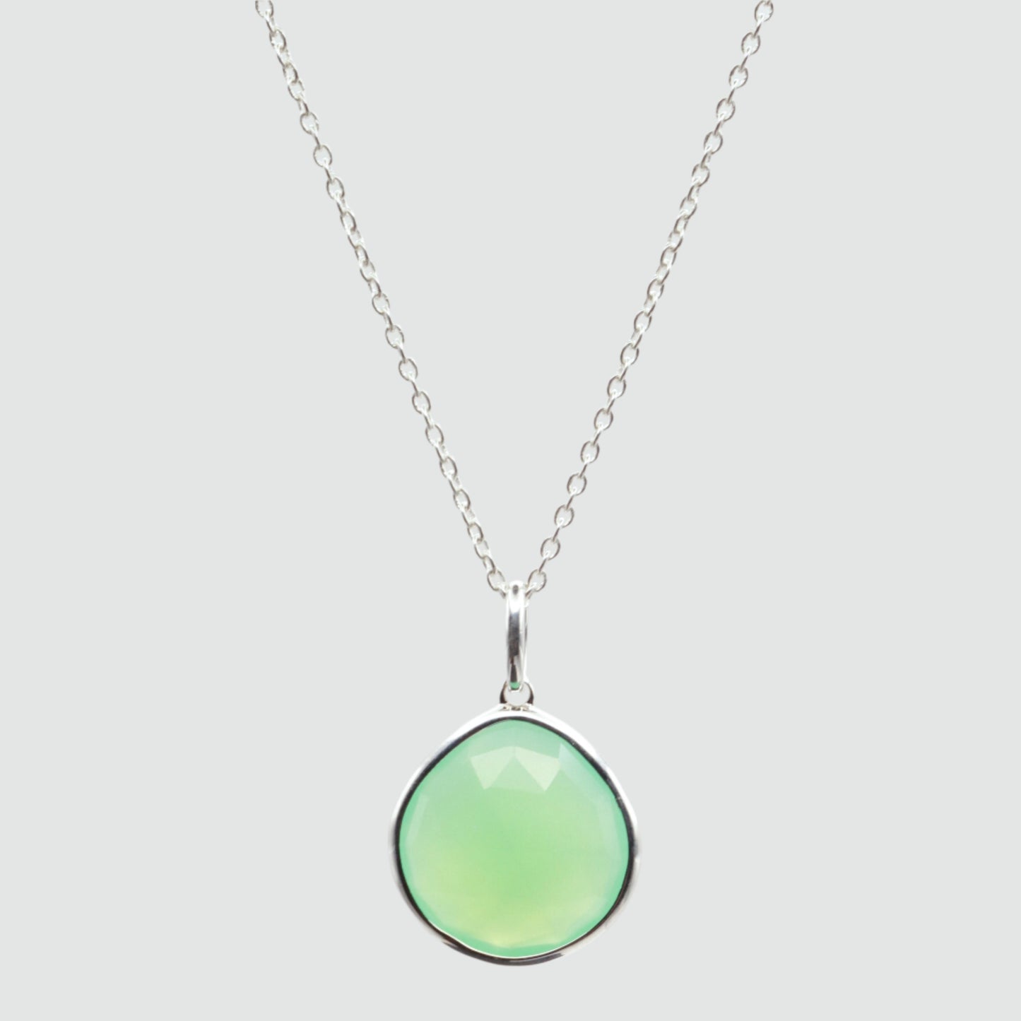 Chrysoprase silver pear pendant 
