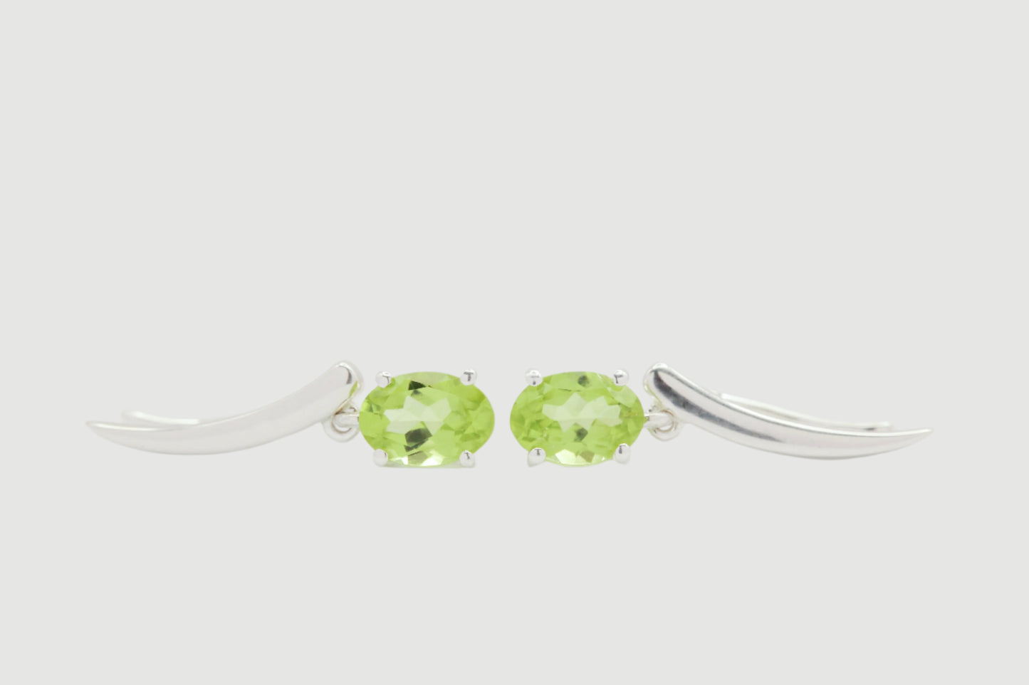 Peridot silver climber earring 